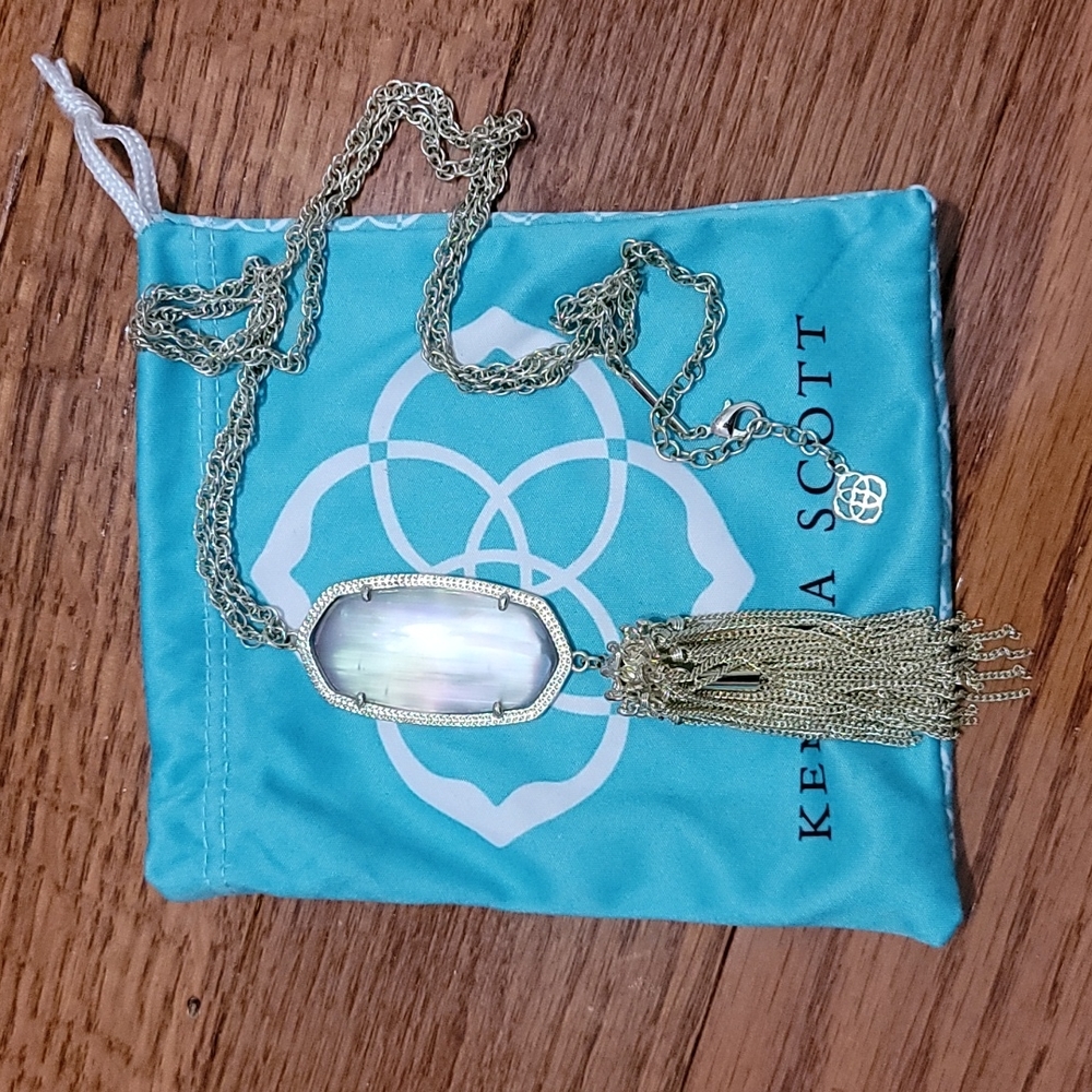 Silver kendra scott long pendant necklace